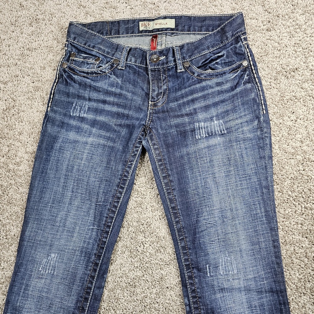 BKE Stella Jeans Womens 28 (31.5x33) Bootcut Low Rise Distressed Denim Faded - Picture 2 of 10